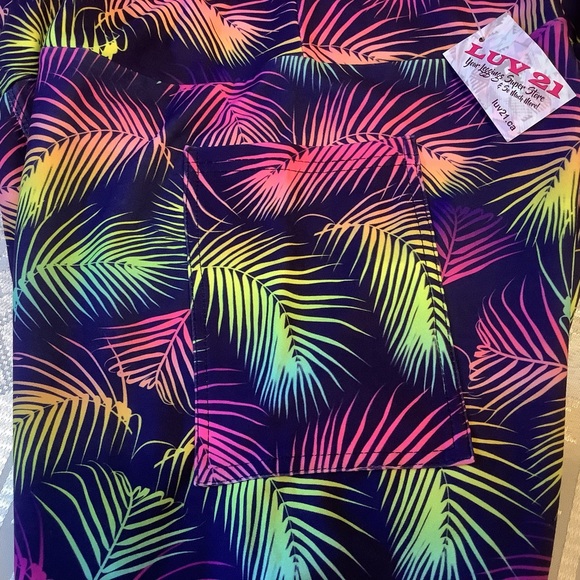 Luv21 Leggings Capris Cropped Women’s Size 2-10 Pockets Neon Yoga Waistband - Picture 4 of 7